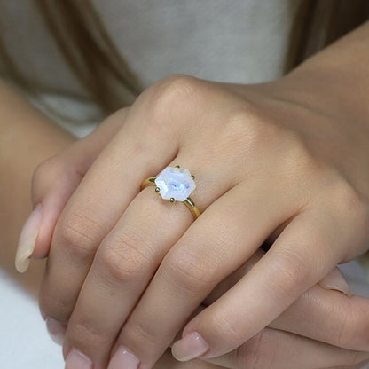 925 Sterling Silver Hexagon Cut Moonstone Ring - LuxuryBring