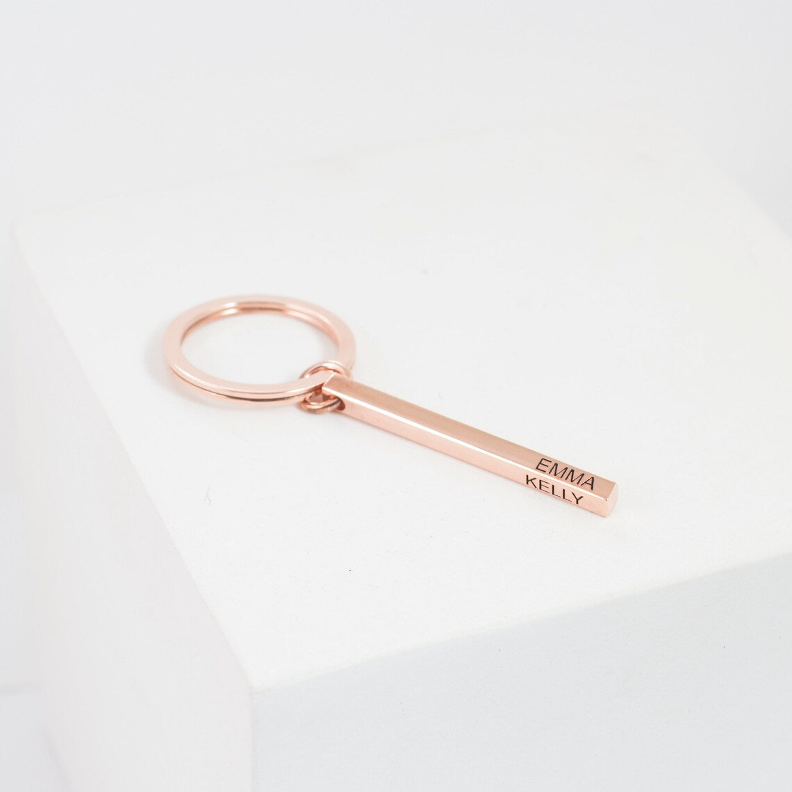 Personalised Bar Keychain - LuxuryBring