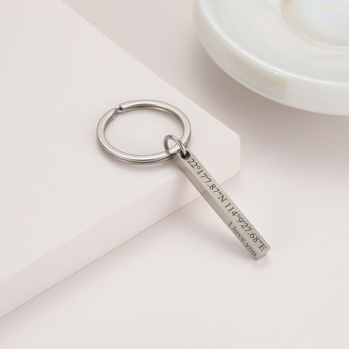 Personalized Engraved Bar Keychain - LuxuryBring