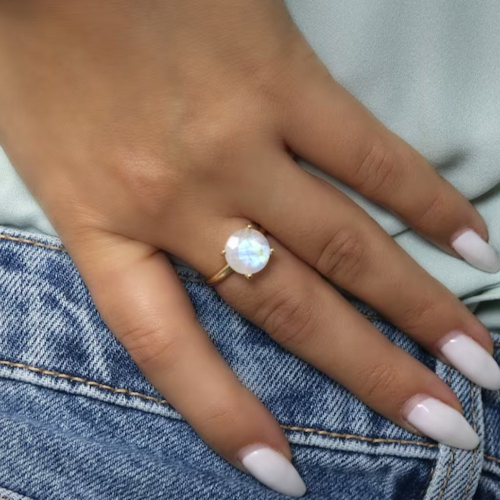 Rainbow Moonstone Gemstone Ring - LuxuryBring