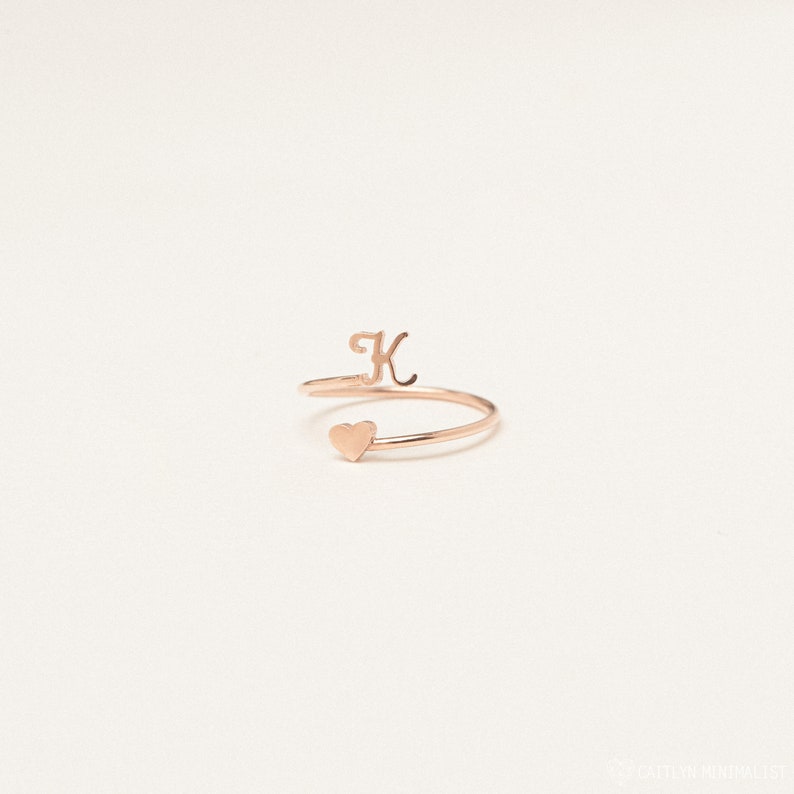 Personalized Dainty Initial Heart Ring - LuxuryBring