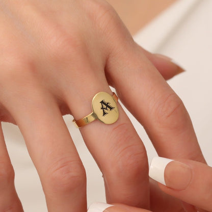 Personalized Oval Shaped Signet name Ring - LuxuryBring